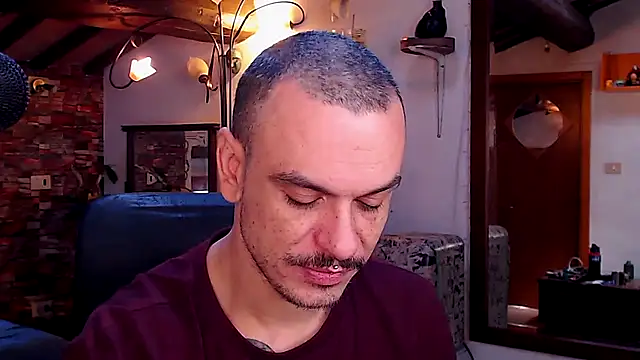 Snapshot of cek_186 chatting on November 5, 9:42 am cek 186 online show from November 5, 9:42 am