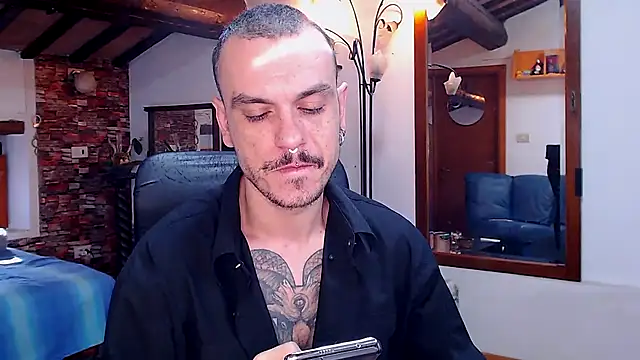 Snapshot of cek_186 chatting on November 11, 8:47 am cek 186 online show from November 11, 8:47 am