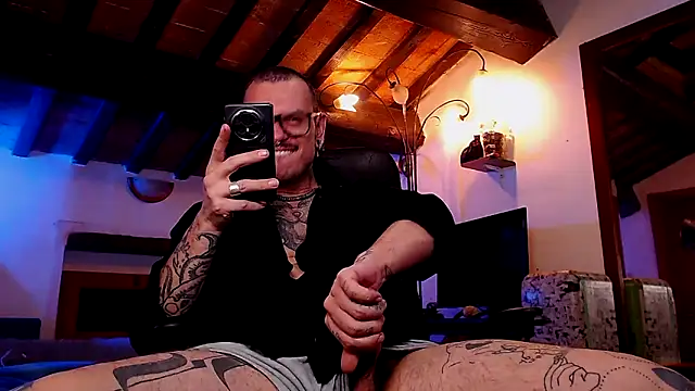 Snapshot of cek_186 chatting on November 11, 9:15 pm cek 186 online show from November 11, 9:15 pm