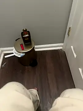 Snapshot of funnynessa69 chatting on November 3, 2:57 am funnynessa69 online show from November 3, 2:57 am