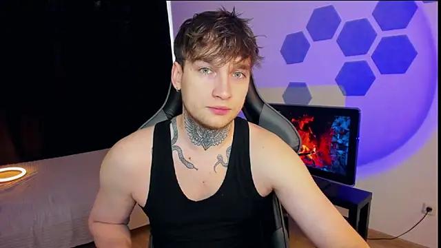 Chris Tyson online show from February 13, 7:56 am