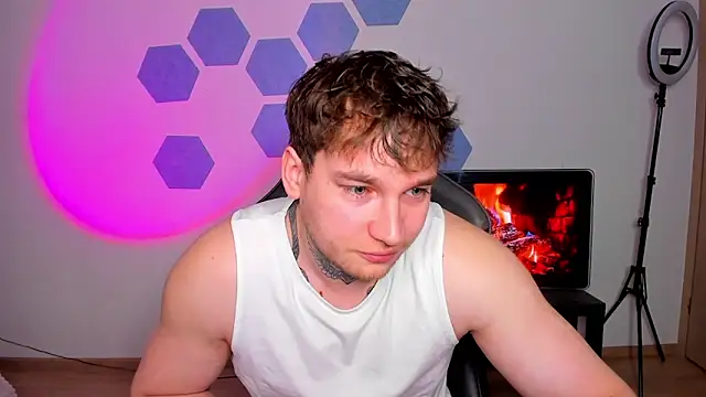 Chris Tyson online show from March 21, 8:41 am