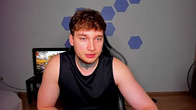 Chris Tyson online show from March 26, 9:09 pm