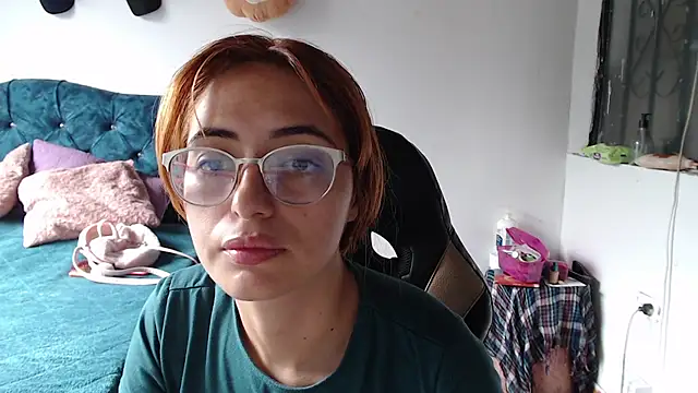 Snapshot of Kate_lorens9 chatting on May 19, 2:56 pm Kate lorens9 online show from May 19, 2:56 pm