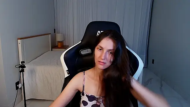 upssnowy online show from March 9, 10:25 pm