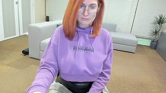 Sheandhim23 online show from January 26, 1:41 am