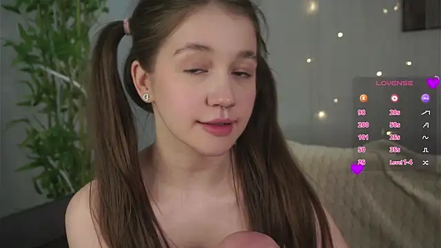 AmiLewis online show from January 29, 7:25 am