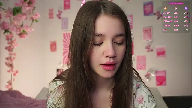 AmiLewis online show from February 1, 1:26 am