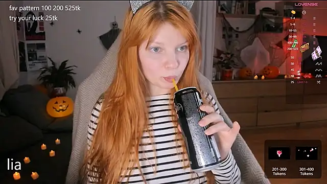 lil lia online show from October 23, 9:57 pm