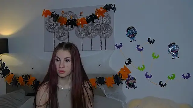 CassKiera online show from October 26, 5:57 am