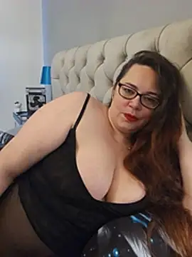 Sexy Binxy online show from June 30, 11:00 am