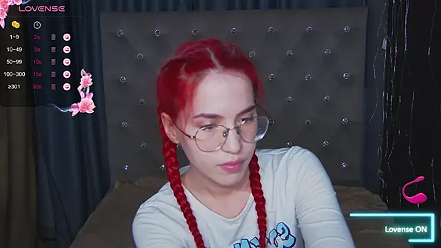 EmilyKents online show from September 23, 1:41 am