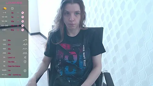 LisaHeart online show from March 8, 8:55 am