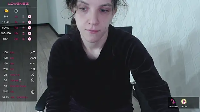 LisaHeart online show from November 9, 11:47 pm