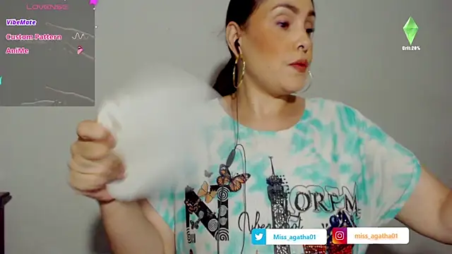 Miss Agatha online show from November 8, 1:39 am