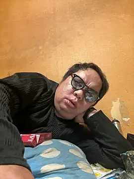 punk0805 online show from March 1, 1:24 pm