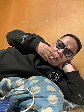 punk0805 online show from March 23, 11:58 am