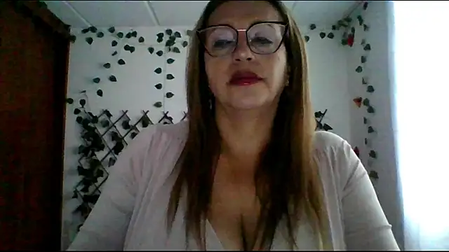 Snapshot of RossanaLionheart chatting on November 21, 7:34 pm RossanaLionheart online show from November 21, 7:34 pm