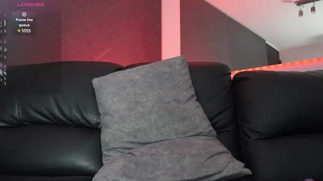 Max cortes1 online show from January 9, 12:25 am