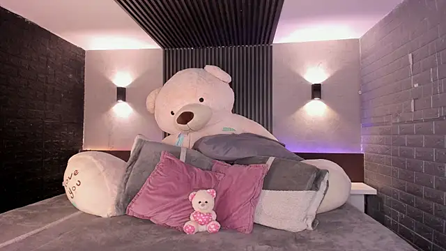 magic marg online show from March 31, 10:10 pm