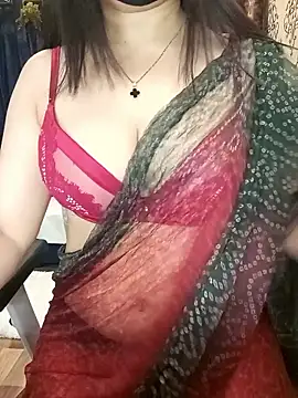 Snapshot of Mishika_Gill chatting on January 13, 3:12 am Mishika Gill online show from January 13, 3:12 am