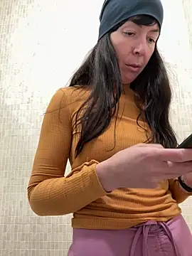 eveangelll online show from February 28, 8:42 am