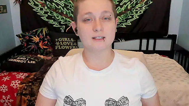 Chloenightmare online show from September 26, 10:41 am