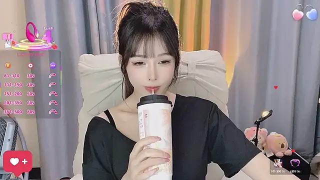 Snapshot of 7-Love chatting on October 1, 1:17 pm 7-Love online show from October 1, 1:17 pm