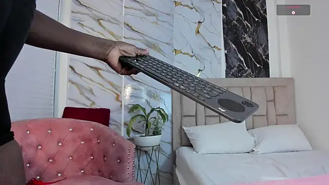 scarlet darling26 online show from March 4, 5:52 pm