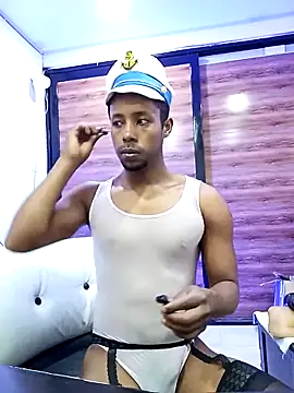 Snapshot of AlejoKhalifa_ chatting on February 15, 10:00 am AlejoKhalifa online show from February 15, 10:00 am