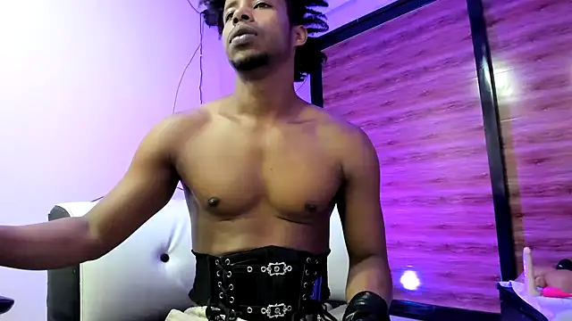 Snapshot of AlejoKhalifa_ chatting on February 16, 10:10 pm AlejoKhalifa online show from February 16, 10:10 pm