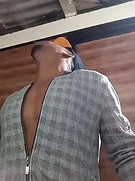 Snapshot of AlejoKhalifa_ chatting on March 8, 11:07 pm AlejoKhalifa online show from March 8, 11:07 pm