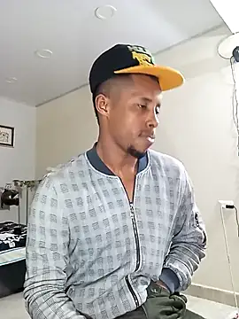 Snapshot of AlejoKhalifa_ chatting on March 9, 3:01 am AlejoKhalifa online show from March 9, 3:01 am