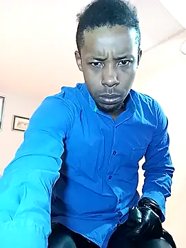 Snapshot of AlejoKhalifa_ chatting on March 20, 9:26 am AlejoKhalifa online show from March 20, 9:26 am