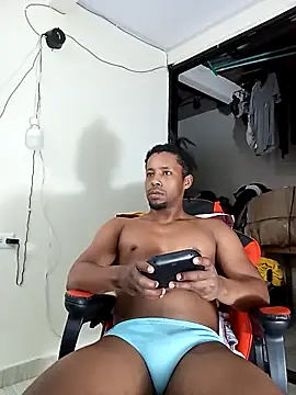 Snapshot of AlejoKhalifa_ chatting on September 29, 12:16 am AlejoKhalifa online show from September 29, 12:16 am