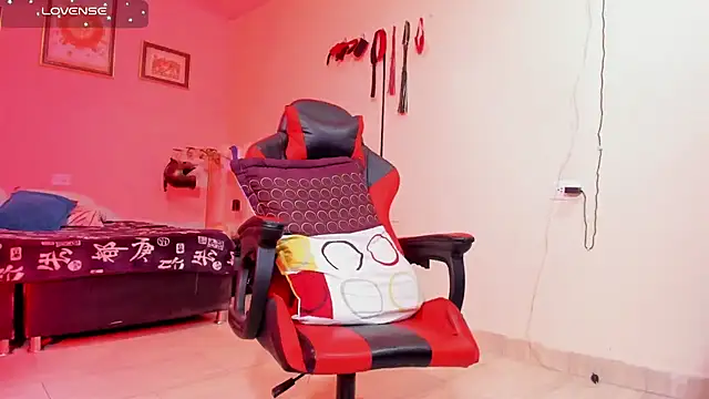 Snapshot of AlejoKhalifa_ chatting on October 15, 10:43 pm AlejoKhalifa online show from October 15, 10:43 pm