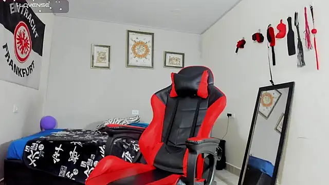 Snapshot of AlejoKhalifa_ chatting on October 30, 10:16 am AlejoKhalifa online show from October 30, 10:16 am