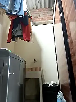 Snapshot of AlejoKhalifa_ chatting on November 11, 10:37 am AlejoKhalifa online show from November 11, 10:37 am