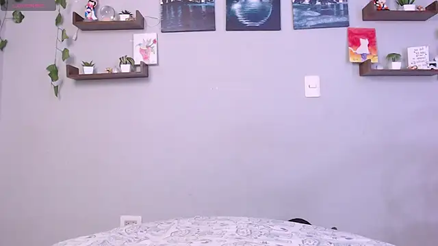Snapshot of macey_elliot_ chatting on January 16, 12:09 pm macey elliot online show from January 16, 12:09 pm