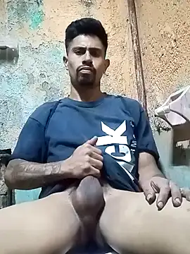 Snapshot of pene_latinoriico chatting on January 17, 6:15 am pene latinoriico online show from January 17, 6:15 am