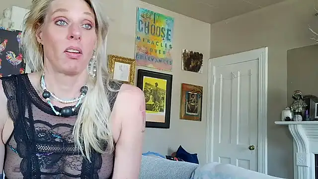 Glamazonx online show from February 17, 5:52 pm