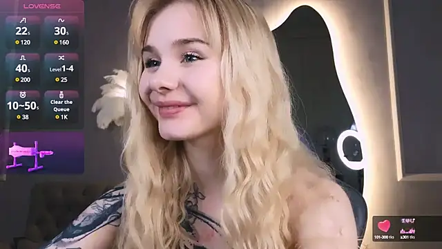 Britney Lynch online show from March 13, 3:11 am