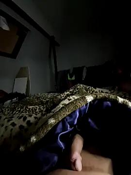 Snapshot of olivier59930 chatting on December 12, 7:37 pm olivier59930 online show from December 12, 7:37 pm