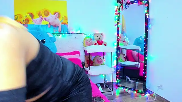 Candy Candy   online show from April 18, 12:36 am