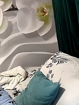 jusichka online show from February 28, 10:28 pm