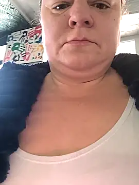 jusichka online show from March 8, 9:35 am