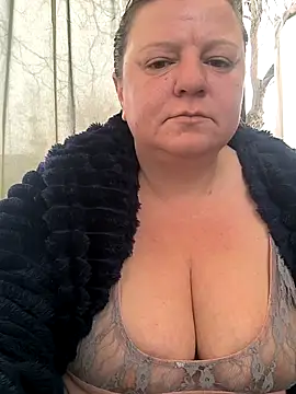 jusichka online show from April 12, 6:40 am