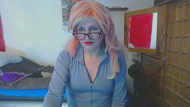 LorenJade online show from February 8, 7:26 am