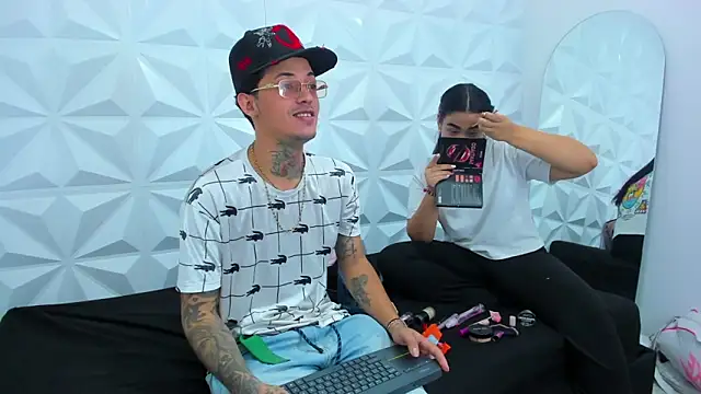 Aronjusting online show from February 19, 1:01 am