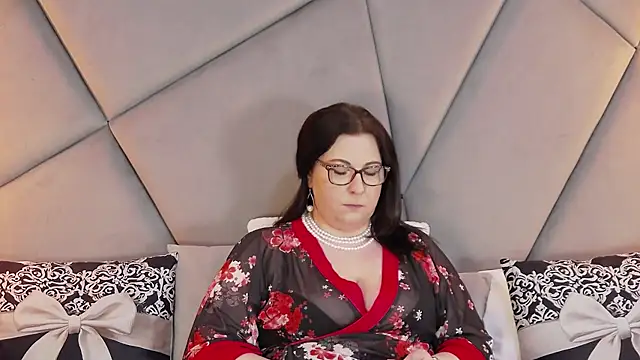 AryaEve online show from February 12, 6:52 am